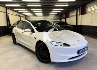 Photo du véhicule TESLA MODEL 3