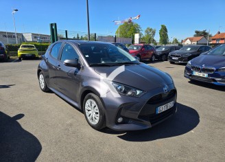 Photo du véhicule TOYOTA YARIS HYBRIDE MY22