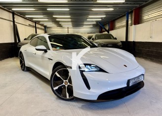 Photo du véhicule PORSCHE TAYCAN