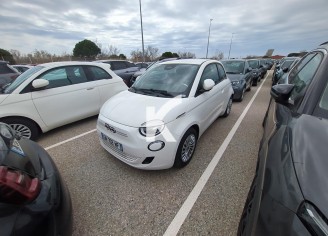 Photo du véhicule FIAT 500e BERLINE