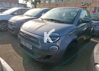 Photo du véhicule FIAT 500e BERLINE