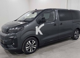 Photo du véhicule PEUGEOT TRAVELLER