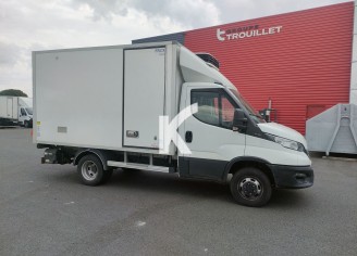 Photo du véhicule IVECO DAILY CHASSIS CABINE