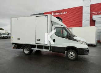 Photo du véhicule IVECO DAILY CHASSIS CABINE