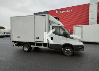 Photo du véhicule IVECO DAILY CHASSIS CABINE