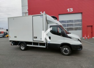 Photo du véhicule IVECO DAILY CHASSIS CABINE