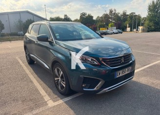 Photo du véhicule PEUGEOT 5008