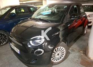 Photo du véhicule FIAT 500e BERLINE MY22 SERIE 1 STEP 1