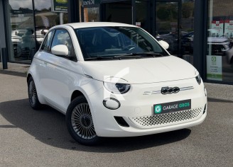 Photo du véhicule FIAT 500e BERLINE
