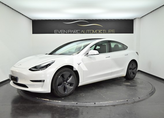 TESLA MODEL 3TESLA MODEL 3 : image 1