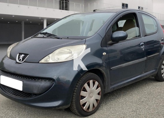 PEUGEOT 107PEUGEOT 107 : image 1