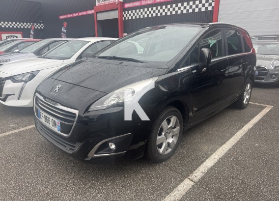 PEUGEOT 5008PEUGEOT 5008 : image 1