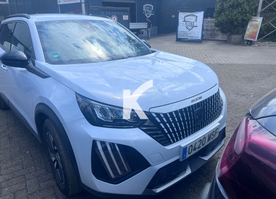 PEUGEOT 2008 NOUVEAUPEUGEOT 2008 NOUVEAU : image 1