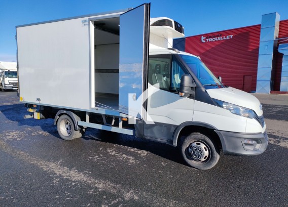 IVECO DAILY CHASSIS CABINEIVECO DAILY CHASSIS CABINE : image 1