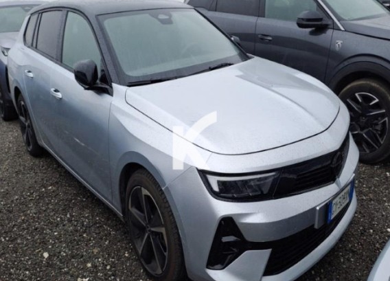 OPEL ASTRA SPORTS TOUREROPEL ASTRA SPORTS TOURER : image 1