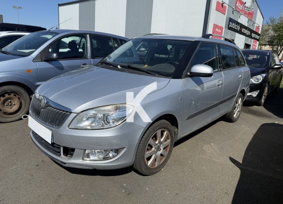 SKODA FABIASKODA FABIA : image 1