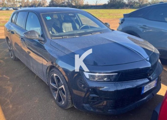 OPEL ASTRA SPORTS TOUREROPEL ASTRA SPORTS TOURER : image 1