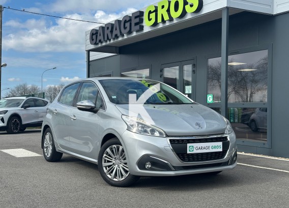 PEUGEOT 208PEUGEOT 208 : image 1