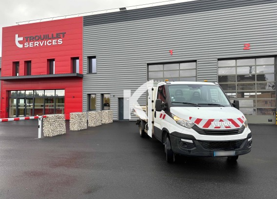 IVECO DAILY CHASSIS CABINEIVECO DAILY CHASSIS CABINE : image 1