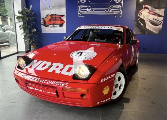 PORSCHE 944PORSCHE 944 : image 1