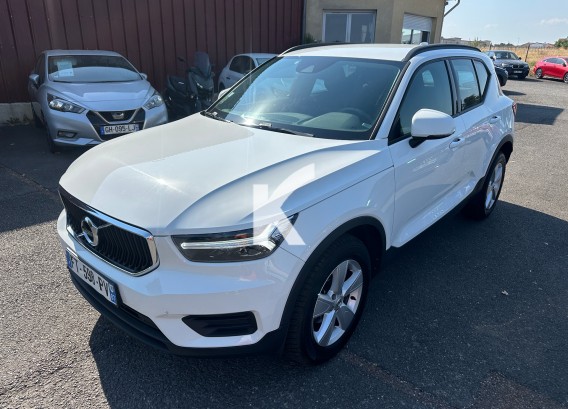 VOLVO XC40VOLVO XC40 : image 1