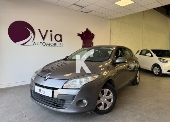 RENAULT MEGANE III BERLINERENAULT MEGANE III BERLINE : image 1