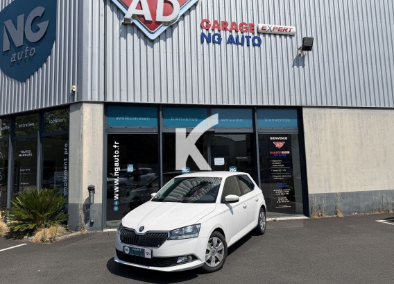 SKODA FABIASKODA FABIA : image 1